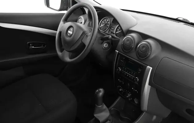 Nissan Almera, фото №7