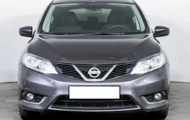 Nissan Tiida, фото №2