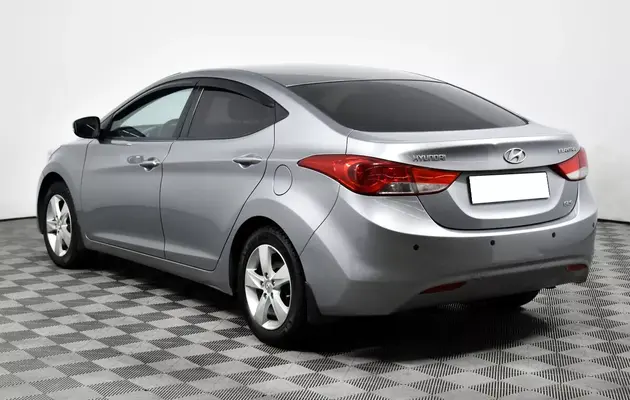Hyundai Elantra, фото №7