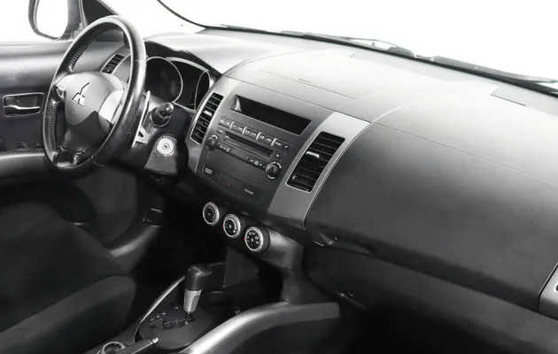 Mitsubishi Outlander II, фото №6