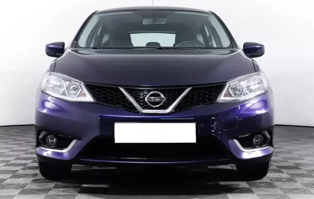 Nissan Tiida, фото №2