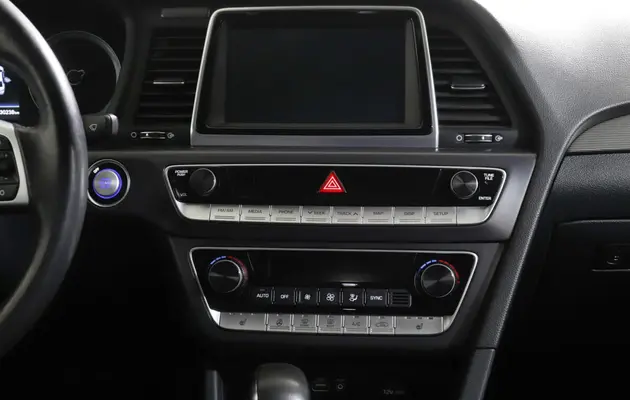 Hyundai Sonata, фото №12