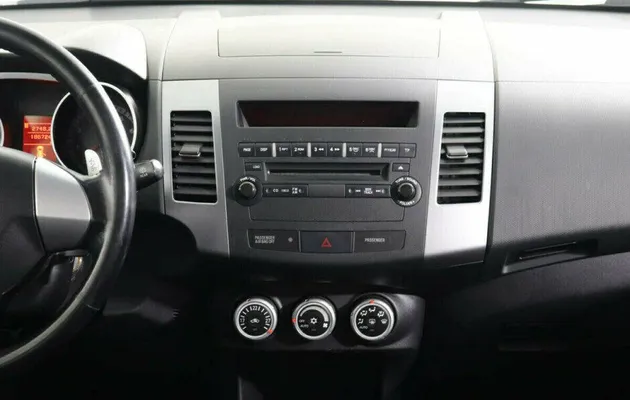 Mitsubishi Outlander 2.4 Вариатор, фото №7