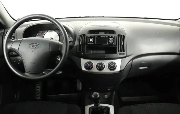 Hyundai Elantra, фото №8