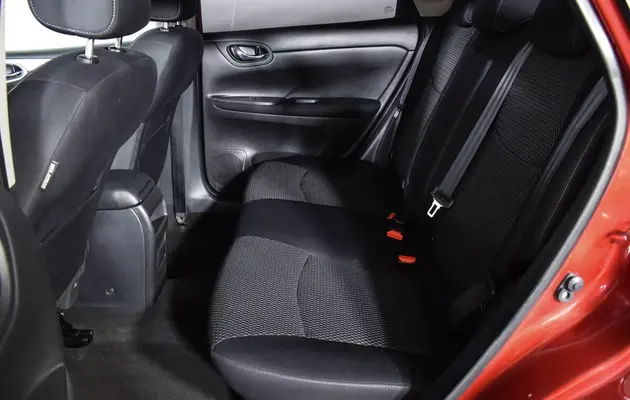 Nissan Tiida, фото №10