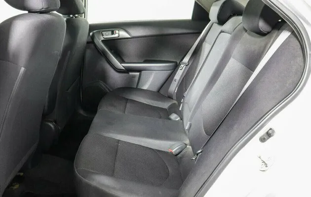 Kia Cerato 1.6 Автомат, фото №6