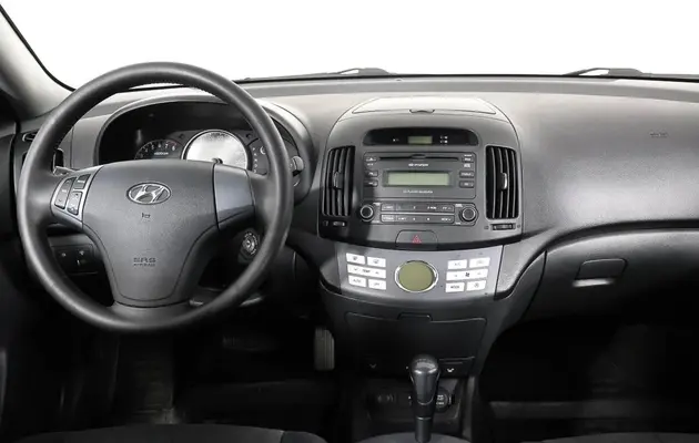 Hyundai Elantra, фото №8