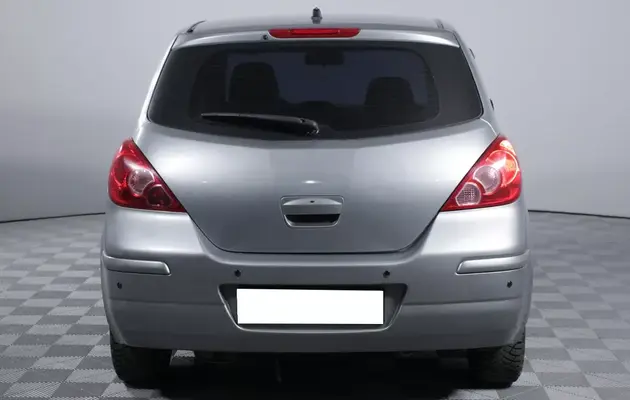 Nissan Tiida, фото №6