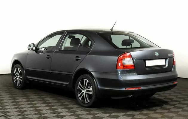 Skoda Octavia 1.6 Автомат, фото №3