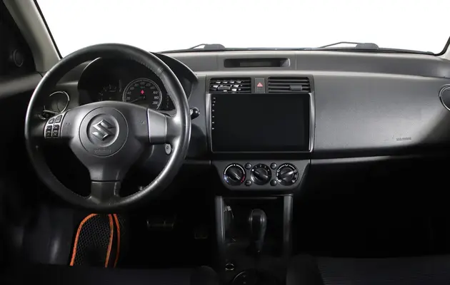 Suzuki Swift, фото №12