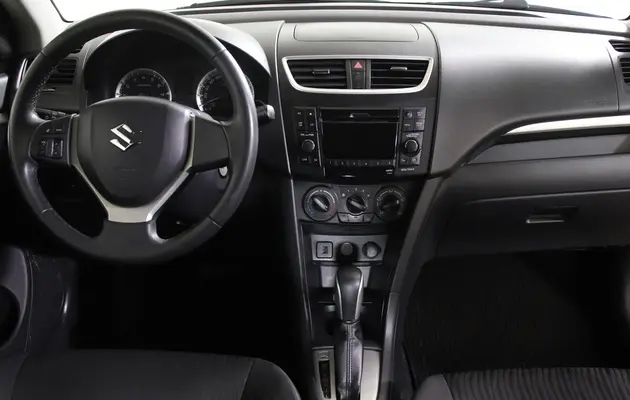 Suzuki Swift, фото №12
