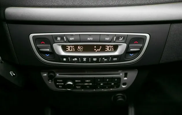 Renault fluence, фото №11
