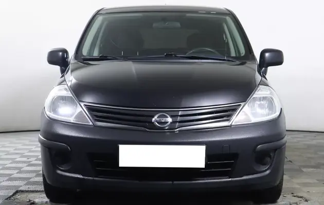 Nissan Tiida, фото №2