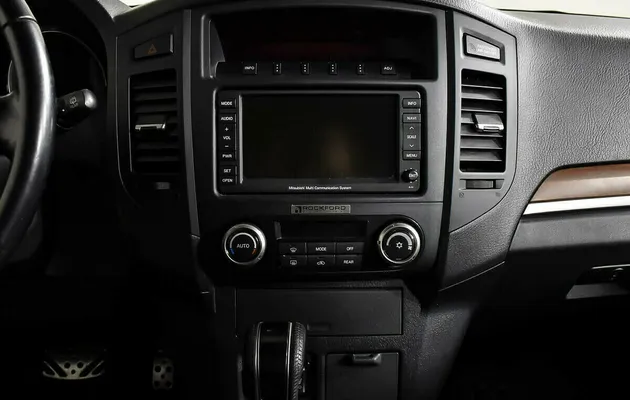 Mitsubishi Pajero IV, фото №9