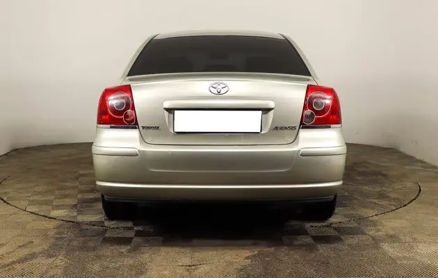 Toyota Avensis, фото №3