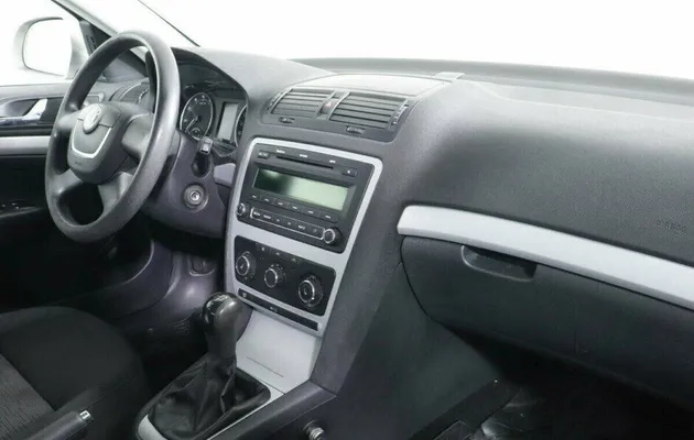 Skoda Octavia 1.6 Механика, фото №9