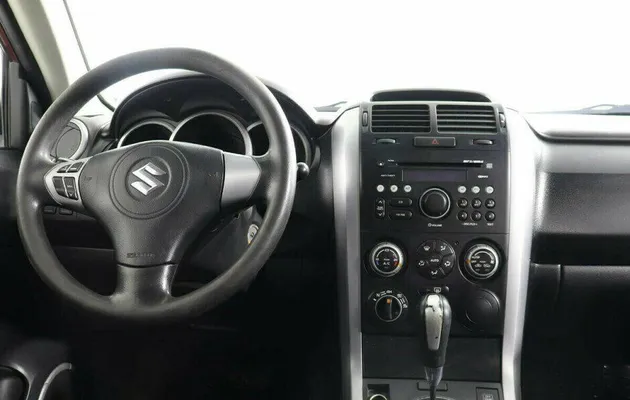 Suzuki Grand Vitara 2.0 Автомат, фото №6