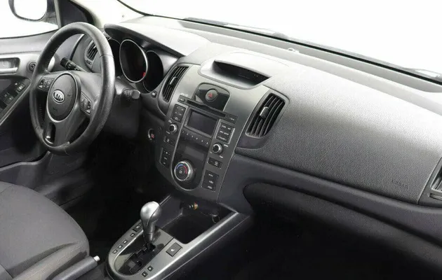 Kia Cerato 2.0 Автомат, фото №9