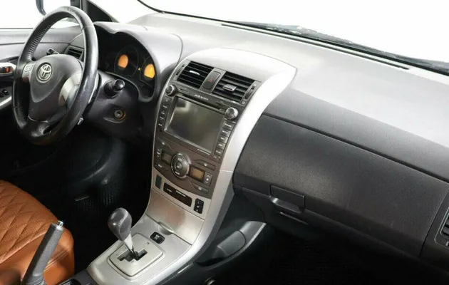 Toyota Corolla 1.6 Робот, фото №8