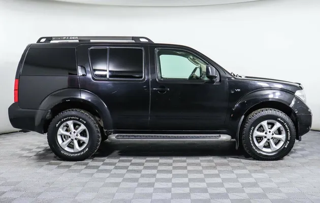 Nissan Pathfinder III, фото №3
