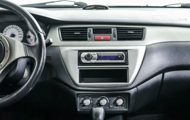 Mitsubishi Lancer 2.0 Автомат, фото №6