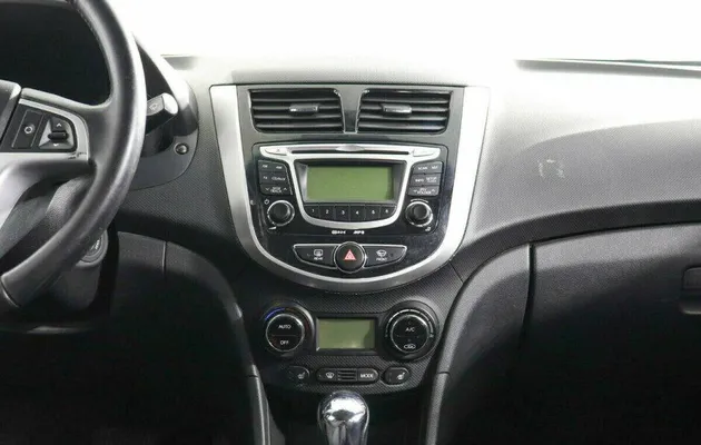 Hyundai Solaris 1.4 Автомат, фото №6