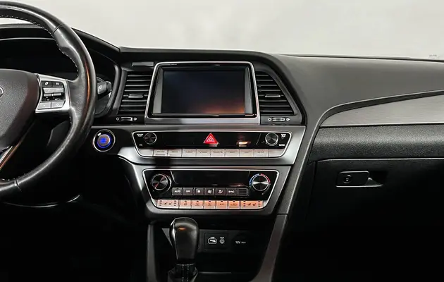 Hyundai Sonata, фото №11