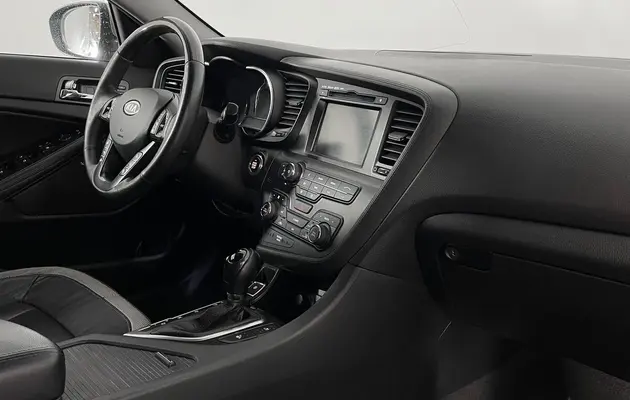 Kia Optima, фото №9
