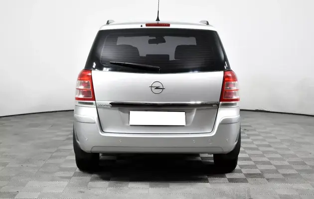 Opel Zafira, фото №6