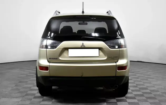 Mitsubishi Outlander, фото №6