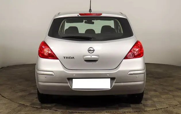 Nissan Tiida, фото №3