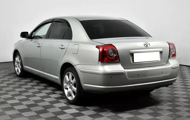 Toyota Avensis, фото №7