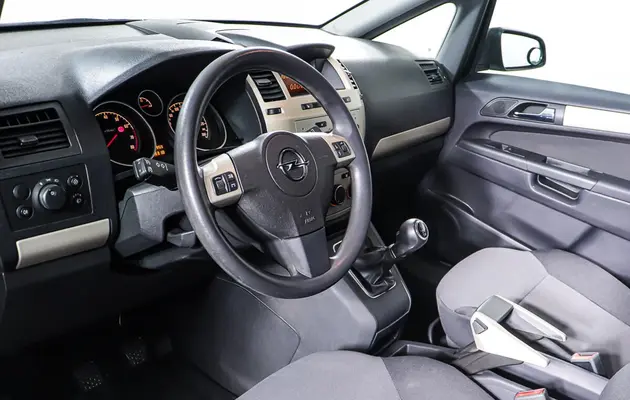 Opel Zafira, фото №17