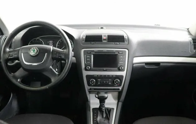 Skoda Octavia 1.8 Робот, фото №5
