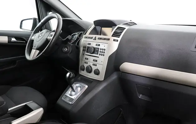 Opel Zafira, фото №7