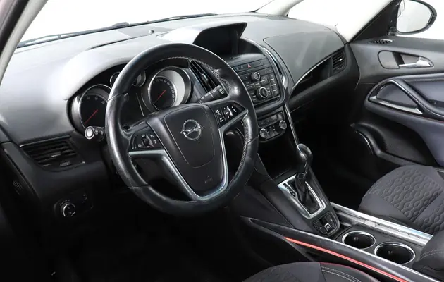 Opel Zafira, фото №9
