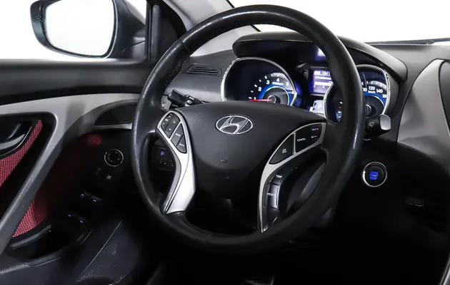Hyundai Elantra, фото №17