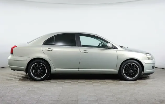 Toyota Avensis, фото №3