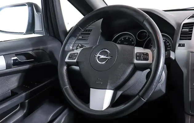Opel Zafira, фото №17