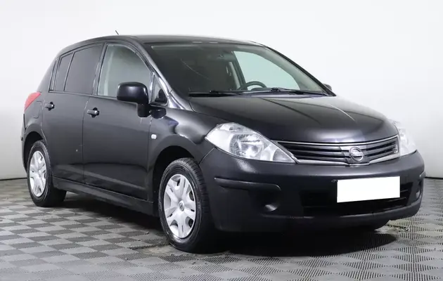 Nissan Tiida, фото №3