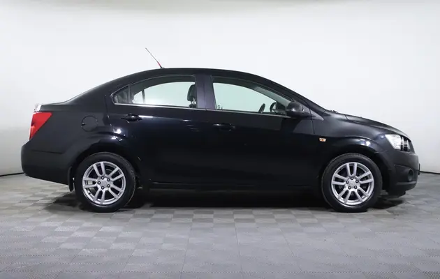 Chevrolet Aveo, фото №4