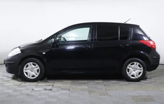 Nissan Tiida, фото №8