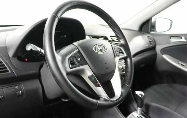 Hyundai Solaris 1.6 Автомат, фото №5