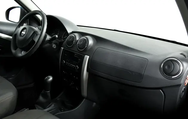 Nissan Almera, фото №9