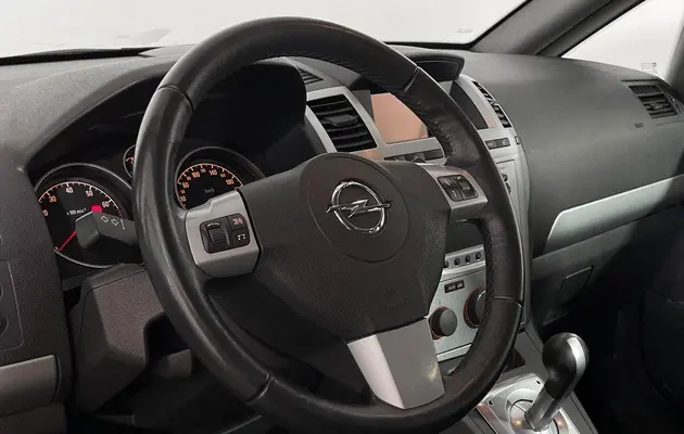 Opel Zafira, фото №14