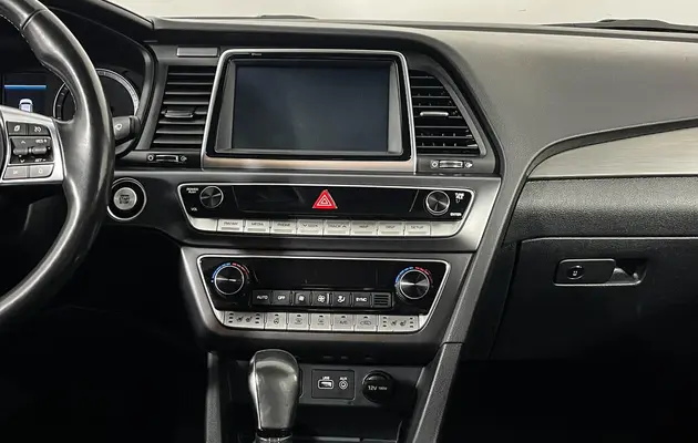Hyundai Sonata, фото №11