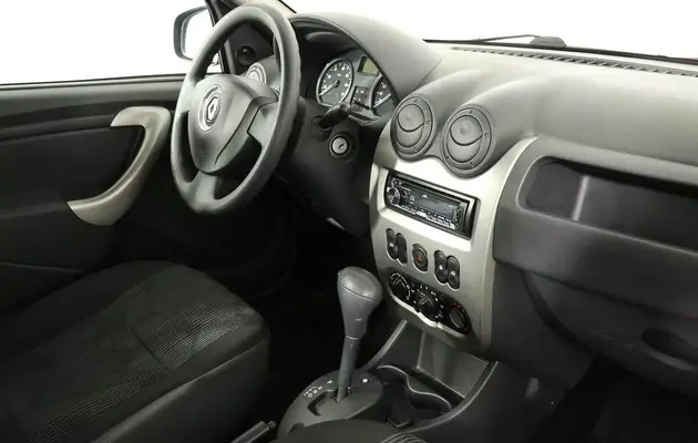 Renault Logan, фото №7