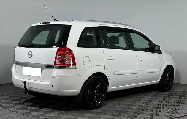 Opel Zafira, фото №5