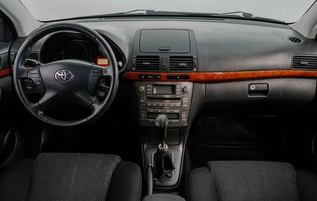 Toyota Avensis II Рестайлинг, фото №5
