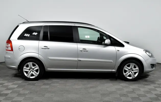 Opel Zafira, фото №4